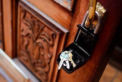 Lion Locks 1500 Key Lock Box with Code, Lockbox for Keys Outdoor, Realtor Lock Box for Short-Term Rentals, Holds 5 Keys (12 Pack, White)