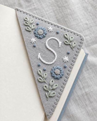 Personalized Embroidered Corner Bookmark, Floral Custom Book Mark (Summary)