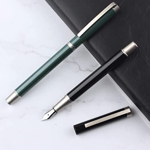 USZWBY Classic Designs Fountain Pen Luxury Pens 0.5mm Fine Nib Smooth Flow Writing Pen Calligraphy Pen Nib Pens for Men and Women（Black1）