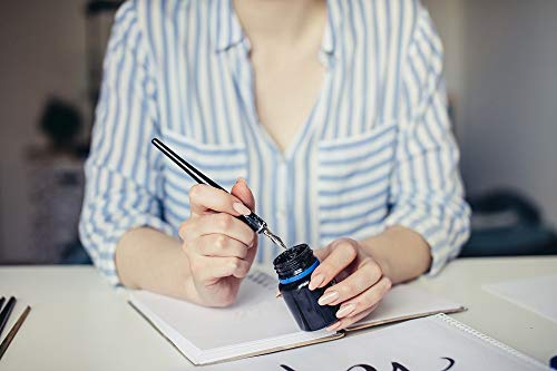 Brause - Ref 18015B - Bandzug 1.5 mm Calligraphy Nibs (Pack of 50) - Chisel Point Nib, Ideal for Latin Calligraphy, Solid Metal Construction, Ink Reservoir on Top