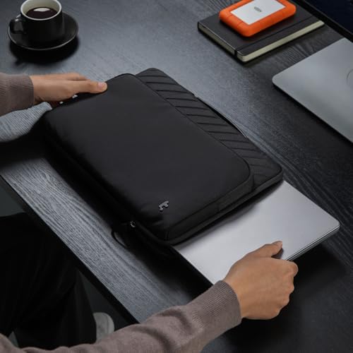 tomtoc 360° Protective Laptop Case Bag for 16-inch MacBook Pro M5 Pro/Max
