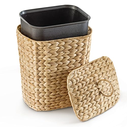 BLUEWEST 2.6 Gallon Wicker Bathroom Trash Can with Lid, Handwoven Rattan