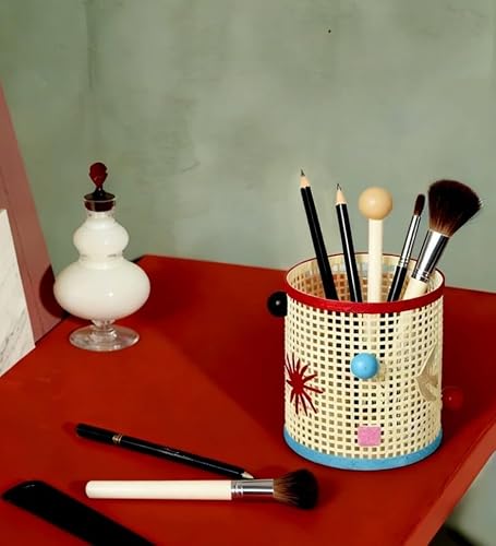 REDANJY Decorative Metal Pencil Holder Cute Desk Organizer for Pens Brushes