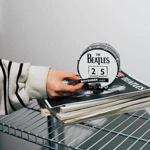 Grupo Erik Perpetual Calendar, The Beatles Figures, 3D Calendar, Desk Calendar for Standing, Permanent Calendar, 12 x 11.7 x 7.7 cm, Official The Beatles Merch, Office Decoration