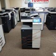 Konica Minolta bizhub C284e Copier-Printer-Scanner 28ppm Color/Black White-2 Trays and Cabinet.