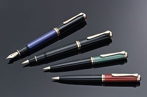 Pelikan 800 Series Fountain Pen - Green/Black, Fine Nib 995704