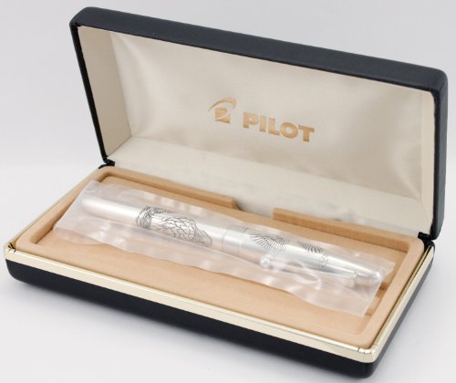 PILOT Namiki Sterling Collection Fountain Pen, Mount Fuji Design Barrel, Fine Nib (60684)