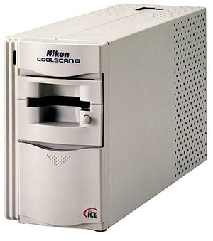 Nikon LS-30 Coolscan III Film Scanner for PC (PC/PowerMac)