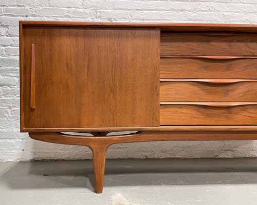 Lschool Mid Century Modern Danish CREDENZA/Media Stand/Sideboard