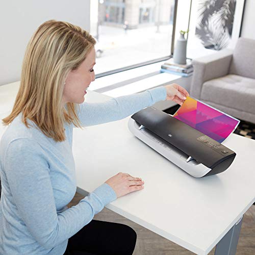GBC Thermal Laminator Machine, Fusion 3100L, 12 Inch, 1 Min Warm-up, 3-7 Mil, with 30 EZUse Laminating Pouches (1703076AF)