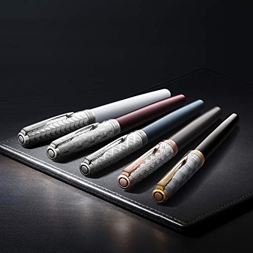 PARKER Sonnet Fountain Pen, Black Lacquer with Palladium Trim, Solid 18k Gold Fine Nib
