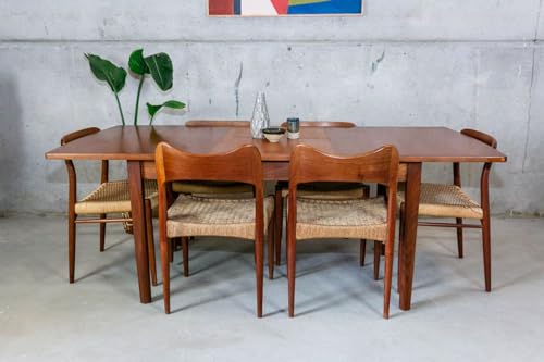Lschool Niels Otto Mller Danish Paper Cord Chairs Paired with Nils Jonsson Table