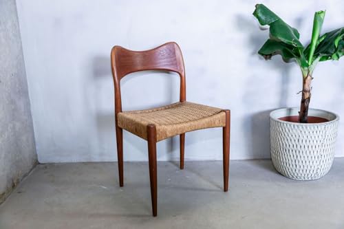 Lschool Niels Otto Mller Danish Paper Cord Chairs Paired with Nils Jonsson Table