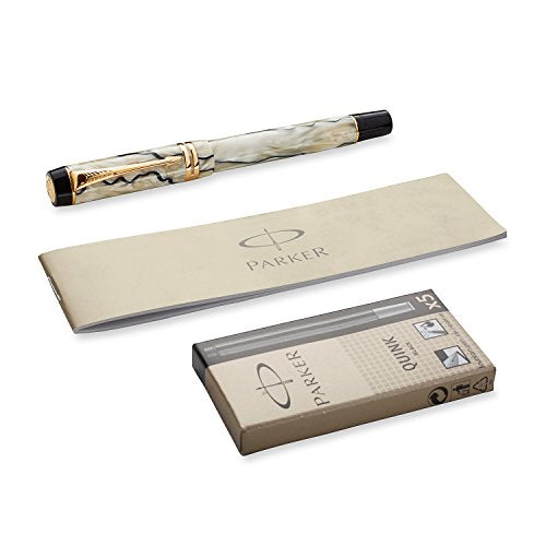 Parker Duofold International Pearl and Black, Fountain Pen with Medium solid gold nib (S0767480)