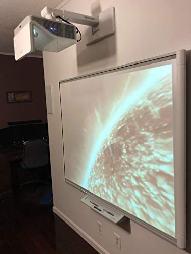 Electronic Whiteboard SBM680 with Projector Combo (Smart Board SBM680 with The Smart UF70 Projector)
