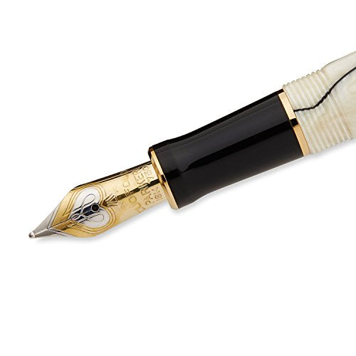 Parker Duofold International Pearl and Black, Fountain Pen with Medium solid gold nib (S0767480)
