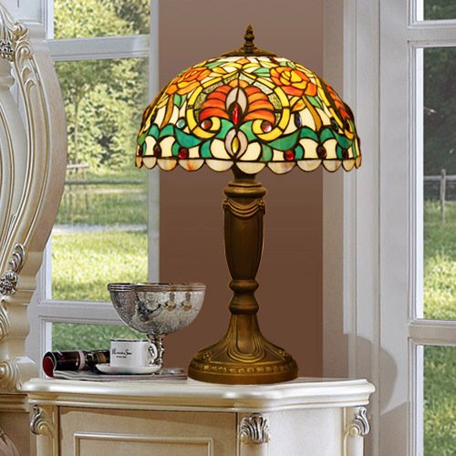 Tiffany Europaische retro style hand-painted stained glass table lamp