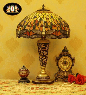 Tiffany Europaische retro style hand-painted stained glass table lamp