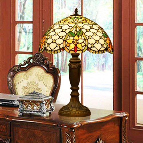 Tiffany Europaische retro style hand-painted stained glass table lamp
