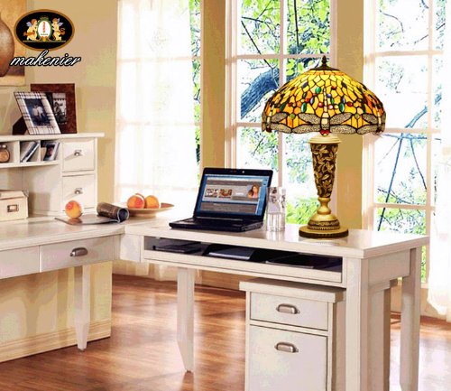 Tiffany Europaische retro style hand-painted stained glass table lamp