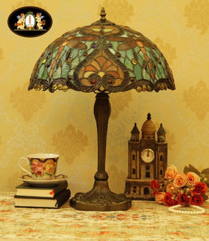 Tiffany Europaische retro style hand-painted stained glass table lamp