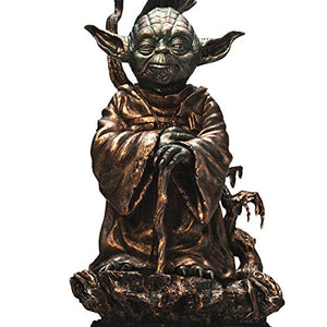 The Bradford Exchange Star Wars Jedi Master Yoda Illuminated Desk Lamp