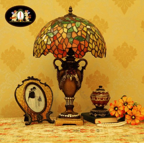 Tiffany Europaische retro style hand-painted stained glass table lamp