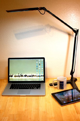 Vector 2800 by Lumiy - Black LED Desk Light Table Lamp