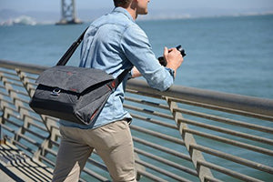 Peak Design 15" Everyday Messenger Bag v1 - Charcoal