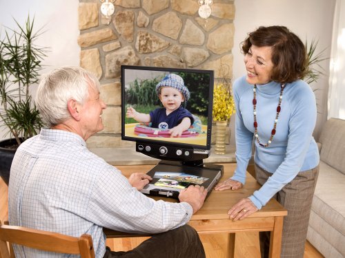HumanWare SmartView Synergy SI desktop magnifier with advanced control