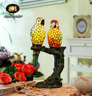 Parrot lover Tiffany stained glass table lamp