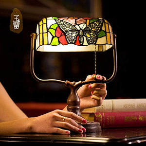 None European Banker Tiffany Desk Lamp Retro Butterfly Bedroom Bedside Office