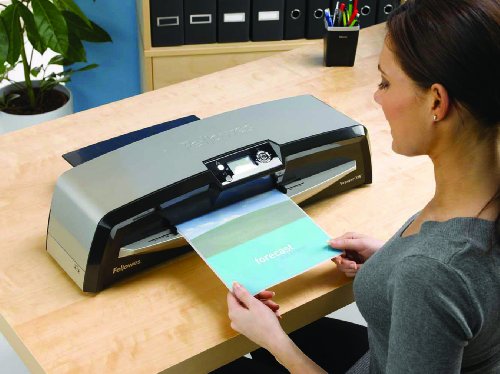 Fellowes Laminator Voyager 125, Automatic Features, Jam Free Laminating Machine, with Laminating Pouches Kit (5218601)