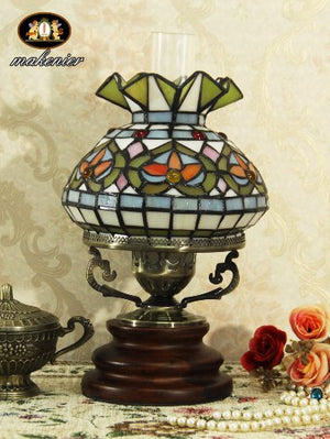 Tiffany Stained Glass Art kerosene lamp