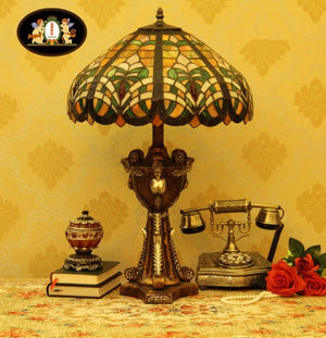 Tiffany Europaische retro style hand-painted stained glass table lamp