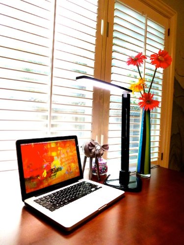 Lightblade 1500 by Lumiy - Black Ultra Bright LED Desk Light Table Lamp with Captive Touch Controls for Brightness and Color Temperature, USB Charging for Smart Phone, 1 Hour Time