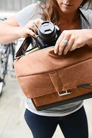 Peak Design Everyday Messenger Bag 15" V1 (Heritage Tan)