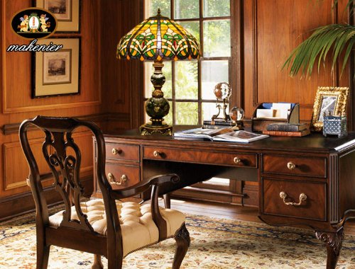 Tiffany Europaische retro style hand-painted stained glass table lamp