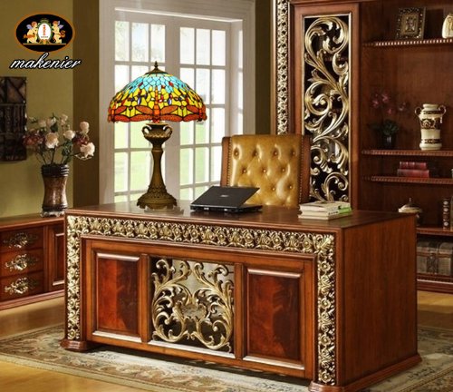 Tiffany Europaische retro style hand-painted stained glass table lamp