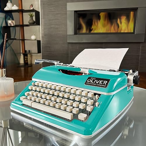 The Oliver Typewriter Company Manual Typewriter, Mint