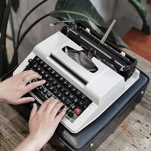 Quepiem Retro Manual Typewriter with Case - Red