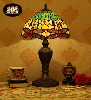 Tiffany Europaische retro style hand-painted stained glass table lamp