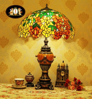 Tiffany Europaische retro style hand-painted stained glass table lamp