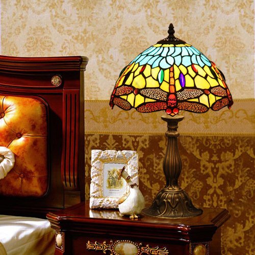 Tiffany Europaische retro style hand-painted stained glass table lamp
