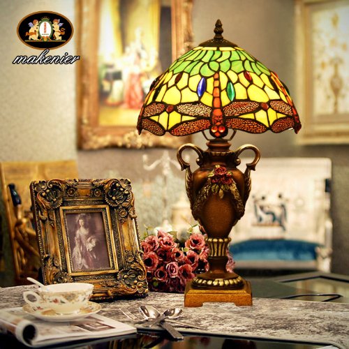 Tiffany Europaische retro style hand-painted stained glass table lamp