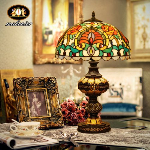 Tiffany Europaische retro style hand-painted stained glass table lamp