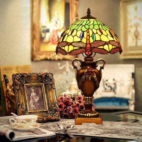 Tiffany Europaische retro style hand-painted stained glass table lamp