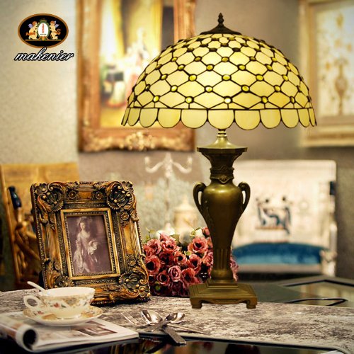 Tiffany Europaische retro style hand-painted stained glass table lamp